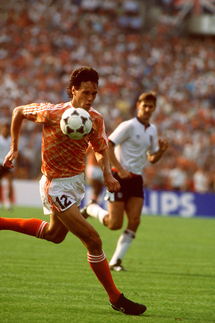 意大利足球传奇回顾，那些让人难忘的瞬间的简单介绍