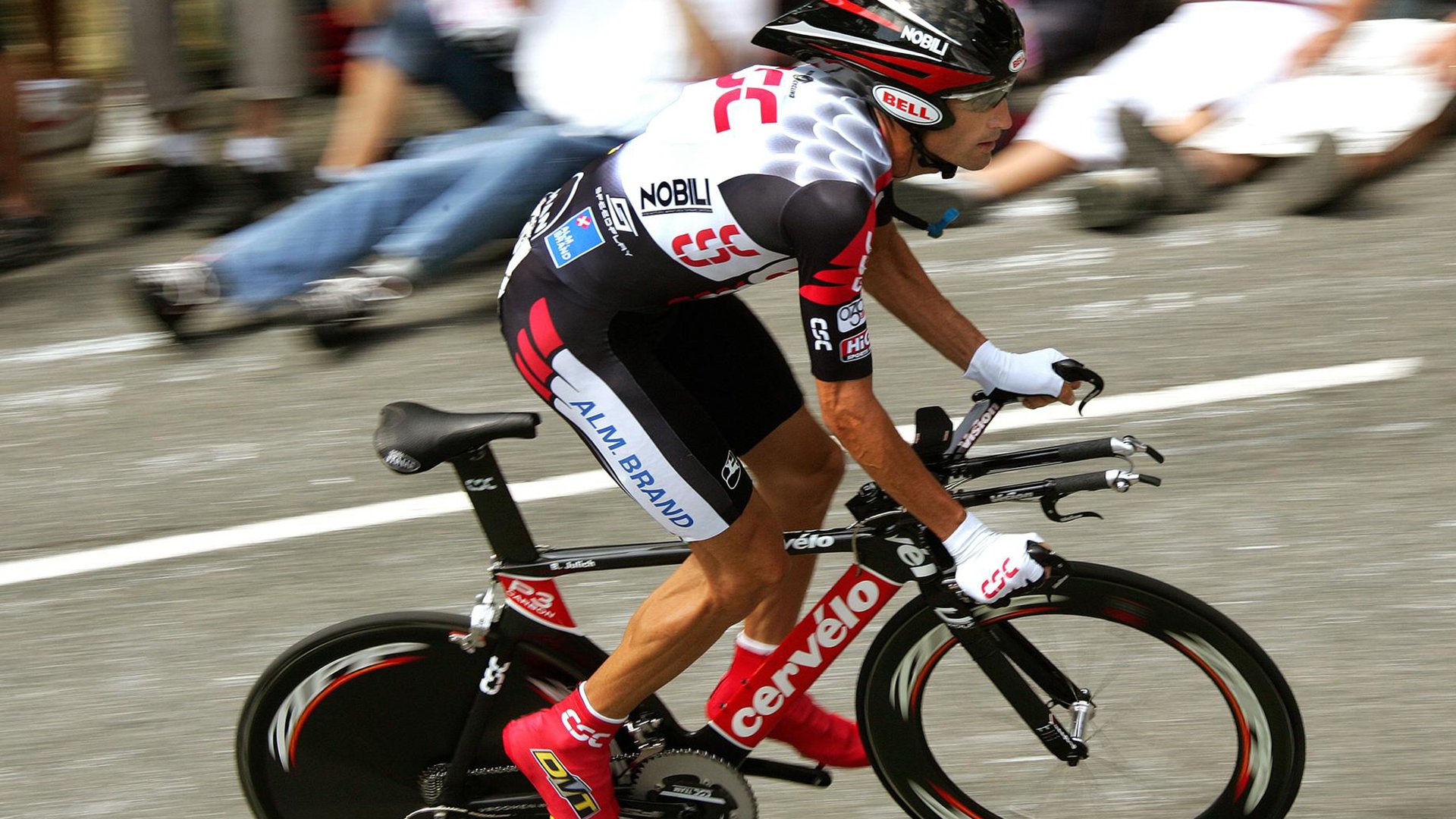 比赛走势一手掌控!爱德华兹率开拓者击溃猛龙